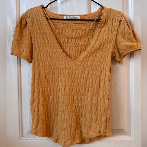 We the Free  Free People Mustard Smocked V-neck Stretch Top  textured XS - Picture 2 of 6